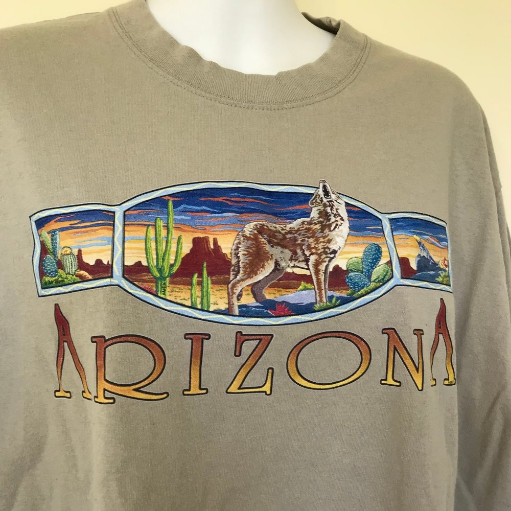 Arizona Beige T-Shirt Southwestern Desert Coyote Print Vintage Air Waves